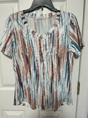 Woman's Tunic Pleated Short-Sleeve Shirt